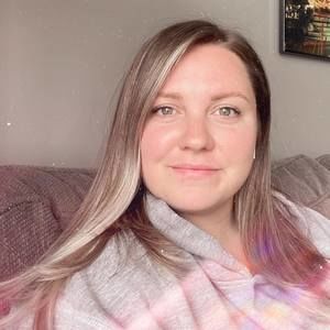 Meet your Posher, Cait